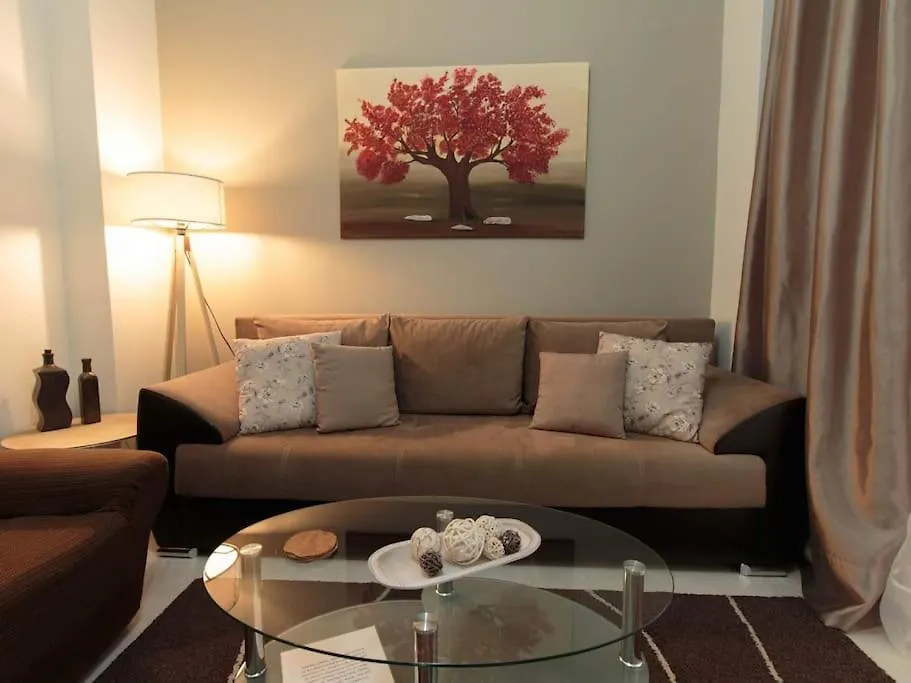 Irida Equanimity And Cozy Apartment Saloniki