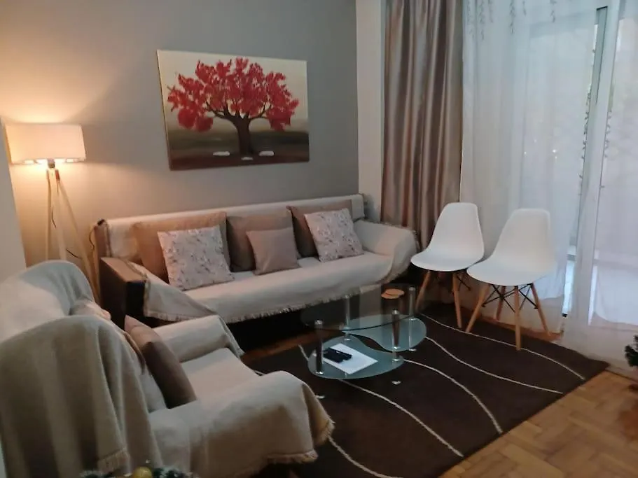 Irida Equanimity And Cozy Apartment Saloniki